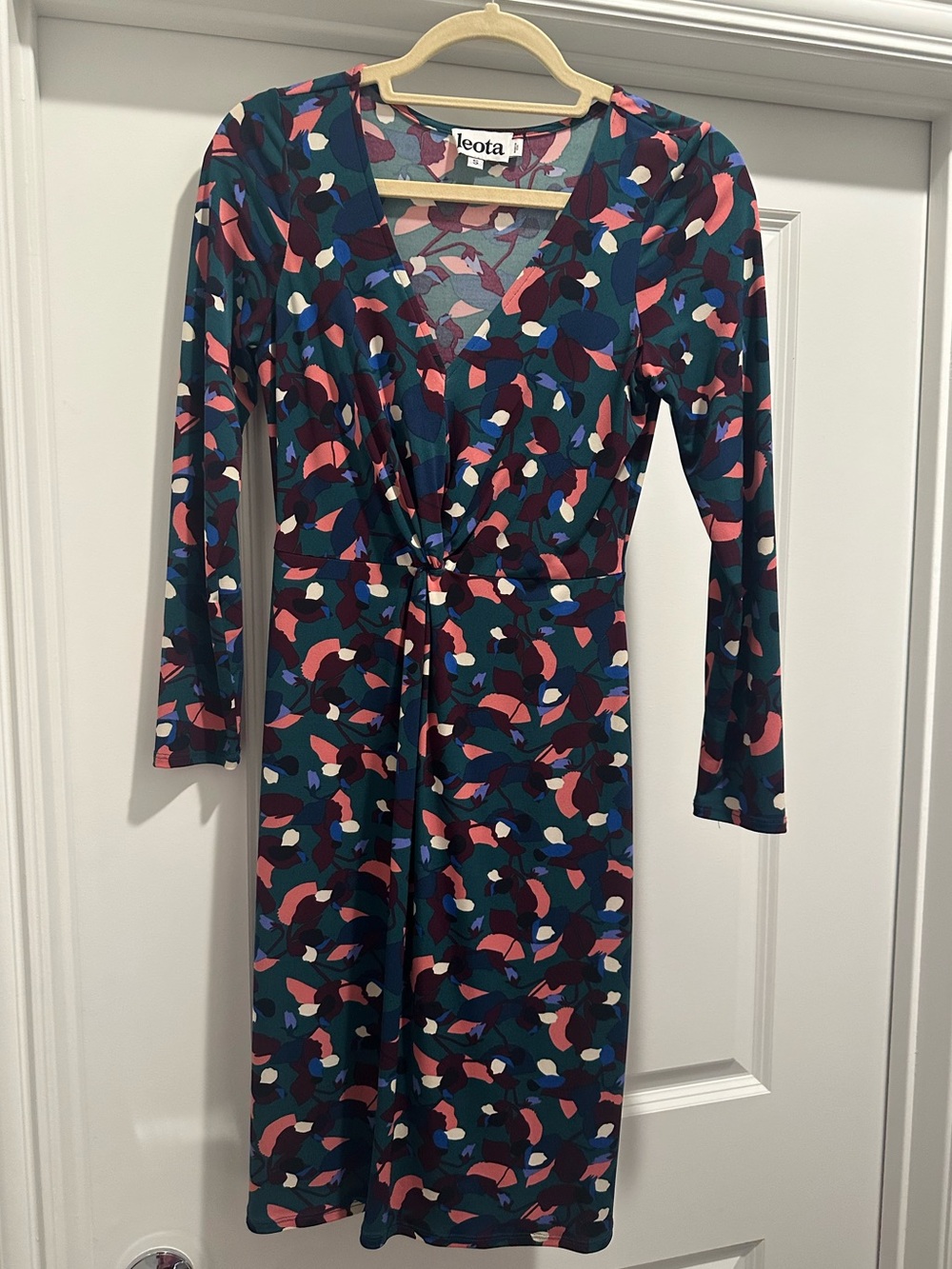 Leota Green abstract ruched waist dress with pink blue burgundy white accents